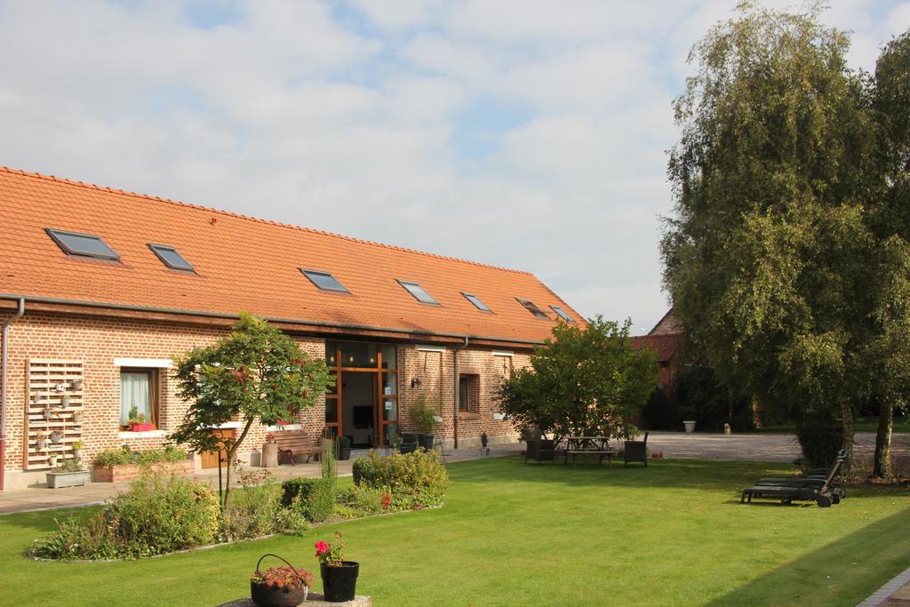 Au Coeur Des Hotes Steenvoorde Exterior foto
