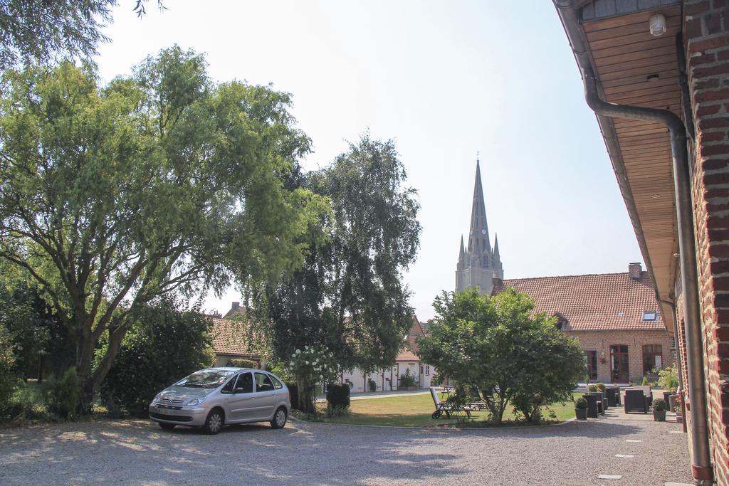 Au Coeur Des Hotes Steenvoorde Exterior foto