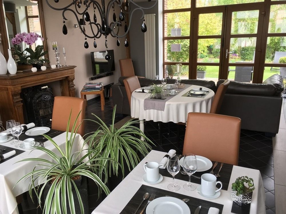 Au Coeur Des Hotes Steenvoorde Exterior foto